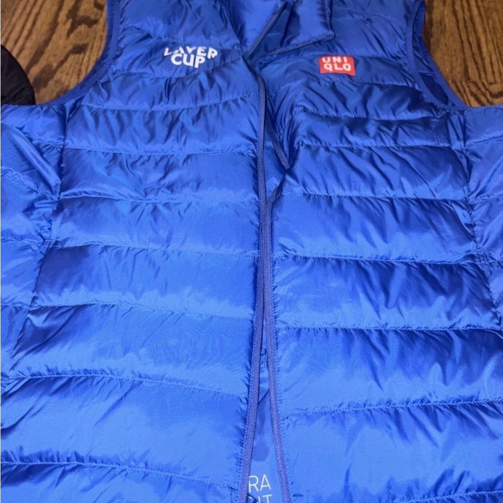 Uniqlo x Laver Cup Roger Federer Ultra Light Down Vest Sz L NEW